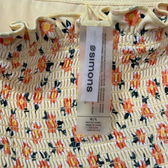 Simons Swimsuit size Large - Picture 4 of 6